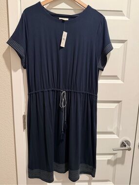 NWT Ann Taylor Factory Navy S/S Dress! Super Cozy and Cute! XL
